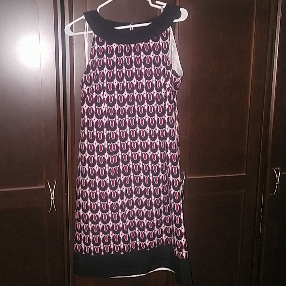 Business causal dress
